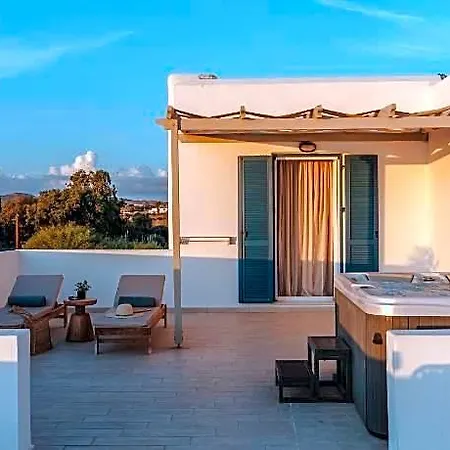 Almiriki Naxos Beachside Living فندق 4*