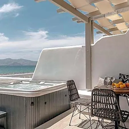 호텔 Almiriki Naxos Beachside Living