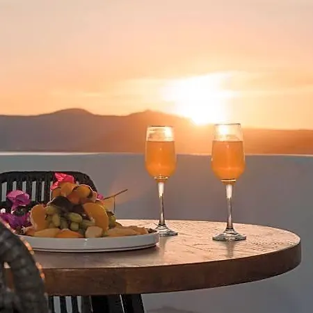 호텔 Almiriki Naxos Beachside Living 4*